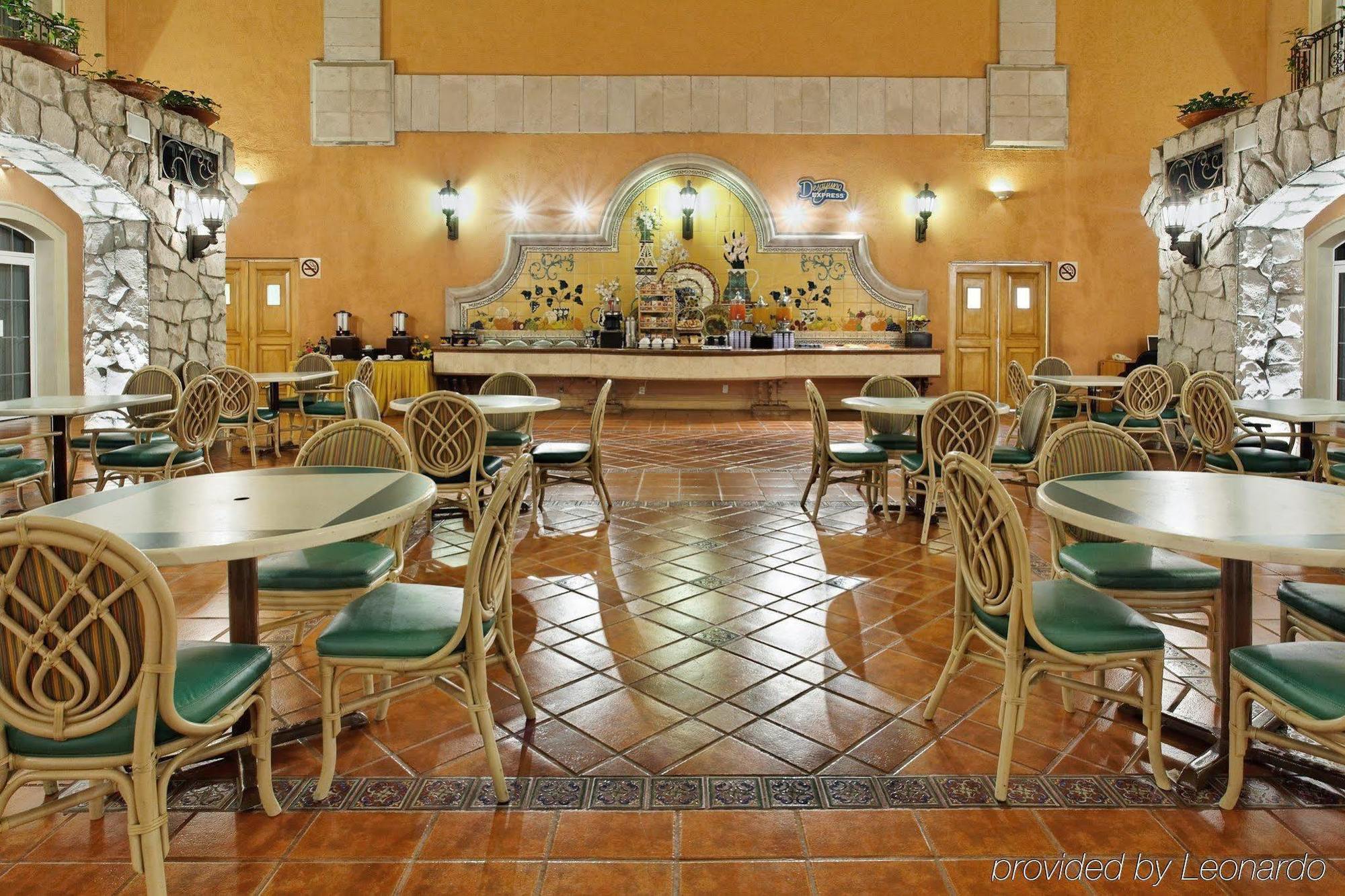 Holiday Inn Express Guanajuato, An Ihg Hotel Restaurant photo